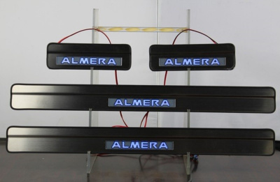 Nissan Almera (12–) Накладки на дверные пороги с логотипом и LED подсветкой, нерж.