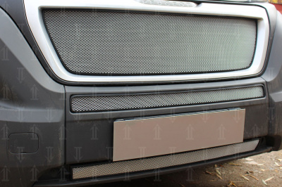 Peugeot Boxer (14–) Защита радиатора, хром, верх